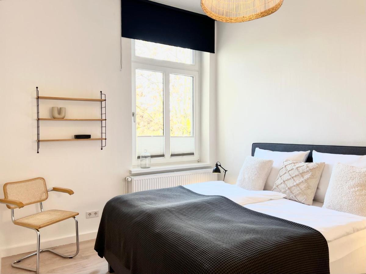 Makers And Rooms Apartment 01 Pauline 110Qm Parkplatz 1-4 Personen Detmold Esterno foto