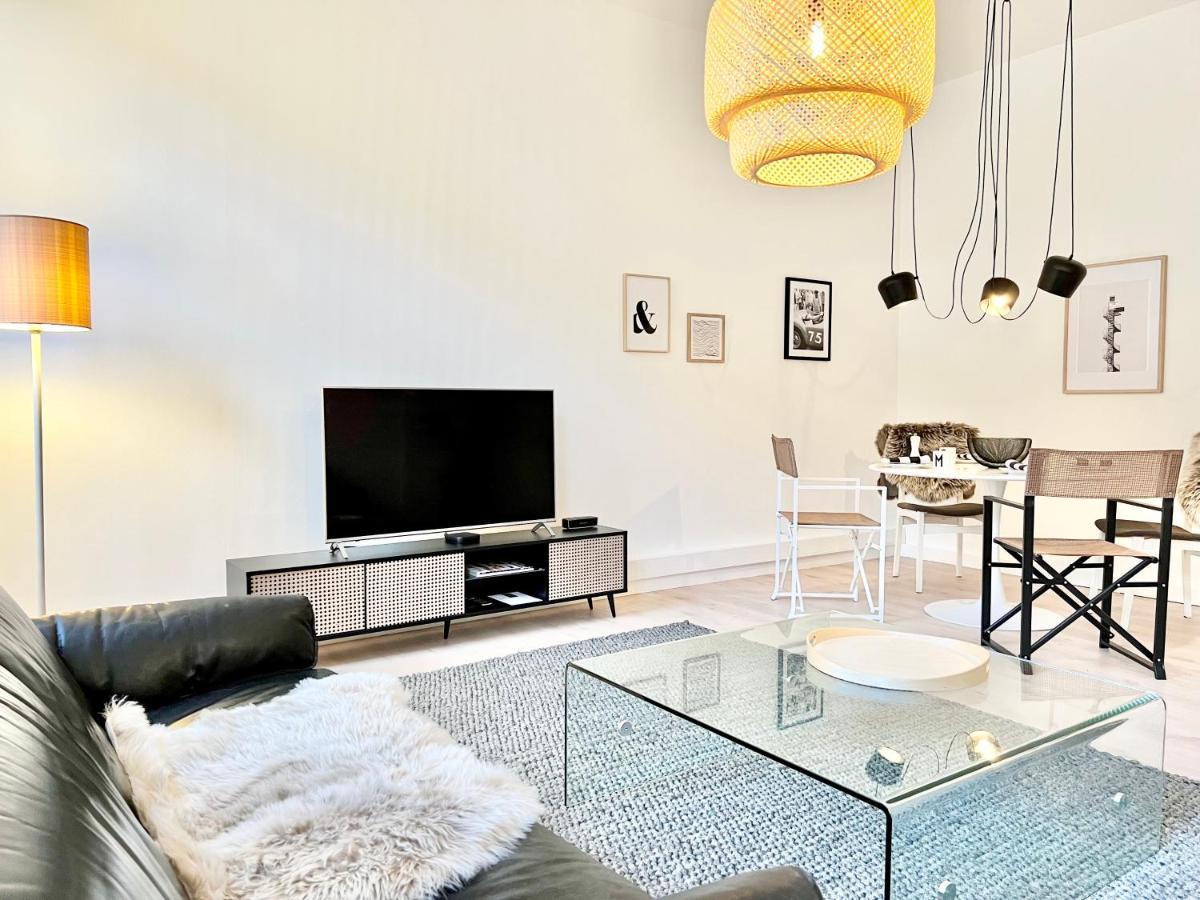 Makers And Rooms Apartment 01 Pauline 110Qm Parkplatz 1-4 Personen Detmold Esterno foto