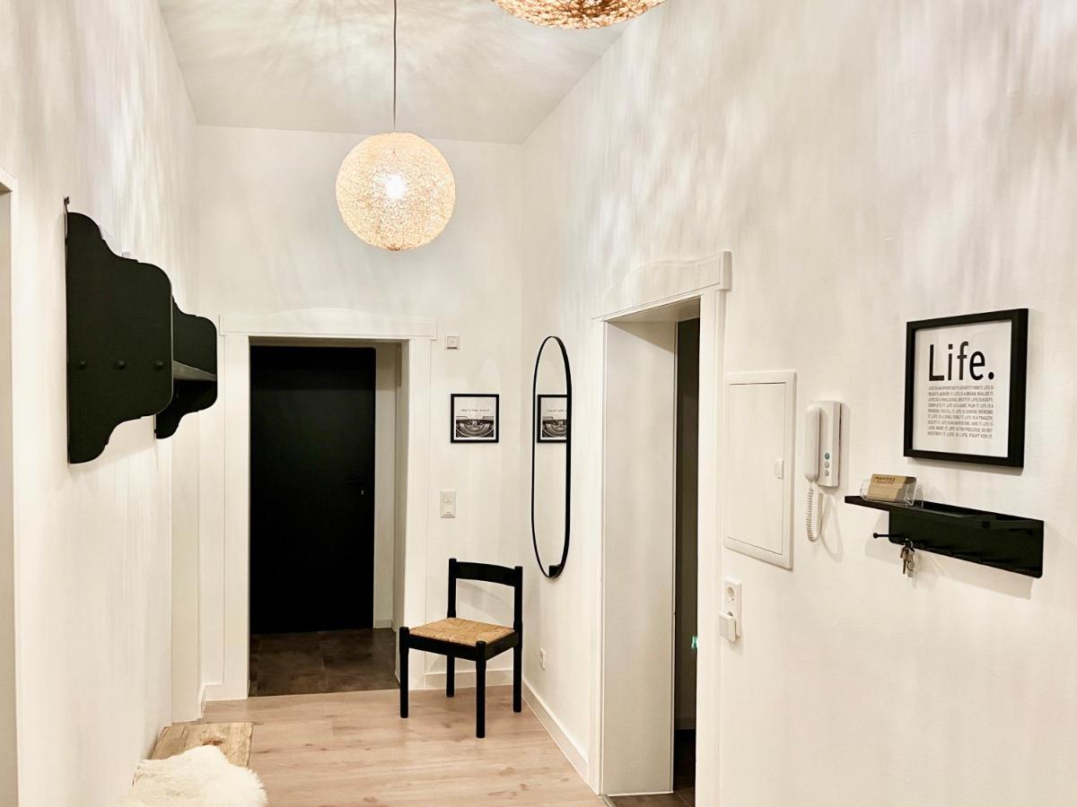Makers And Rooms Apartment 01 Pauline 110Qm Parkplatz 1-4 Personen Detmold Esterno foto